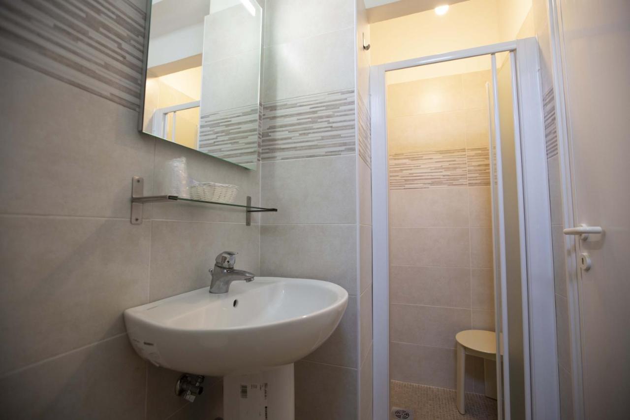 Hotel Explorer تّشيرفييا المظهر الخارجي الصورة